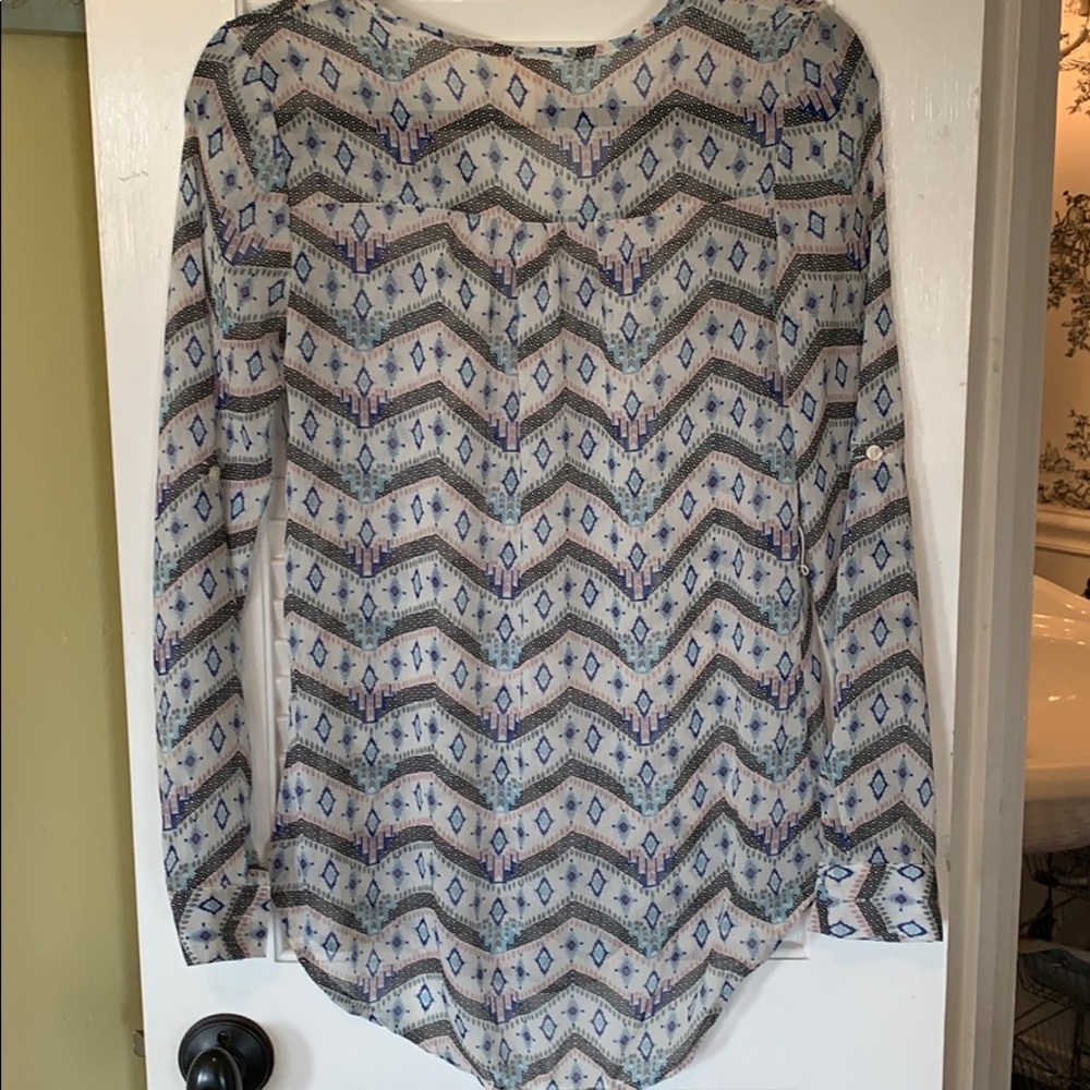 Blouse - Picture 2 of 2